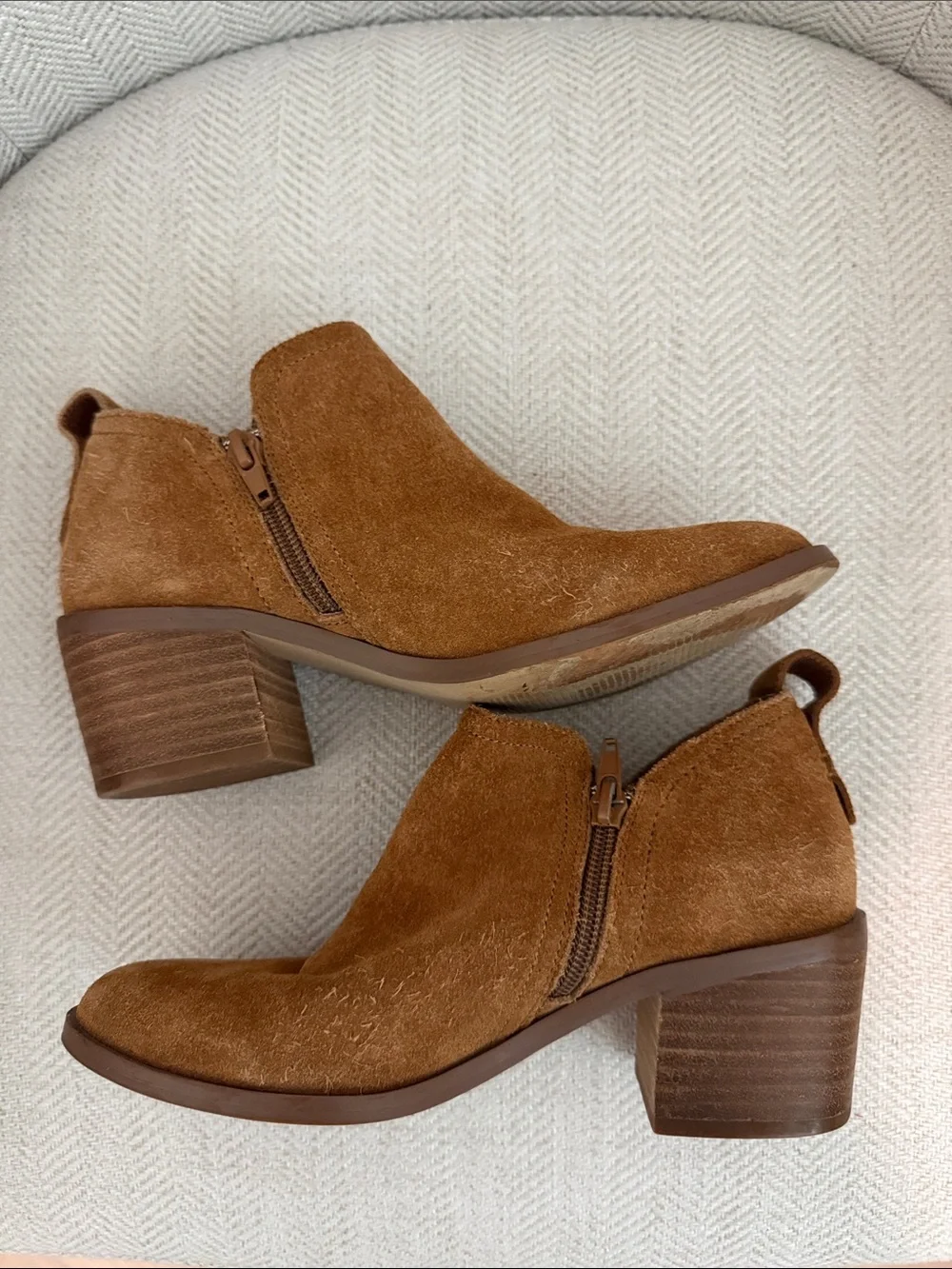 Steve Madden Rader suede booties 5.5